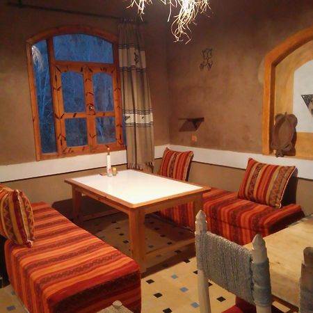 Riad Pizzeria Marhaba Akhendachou n'Ait Ouffi Εξωτερικό φωτογραφία