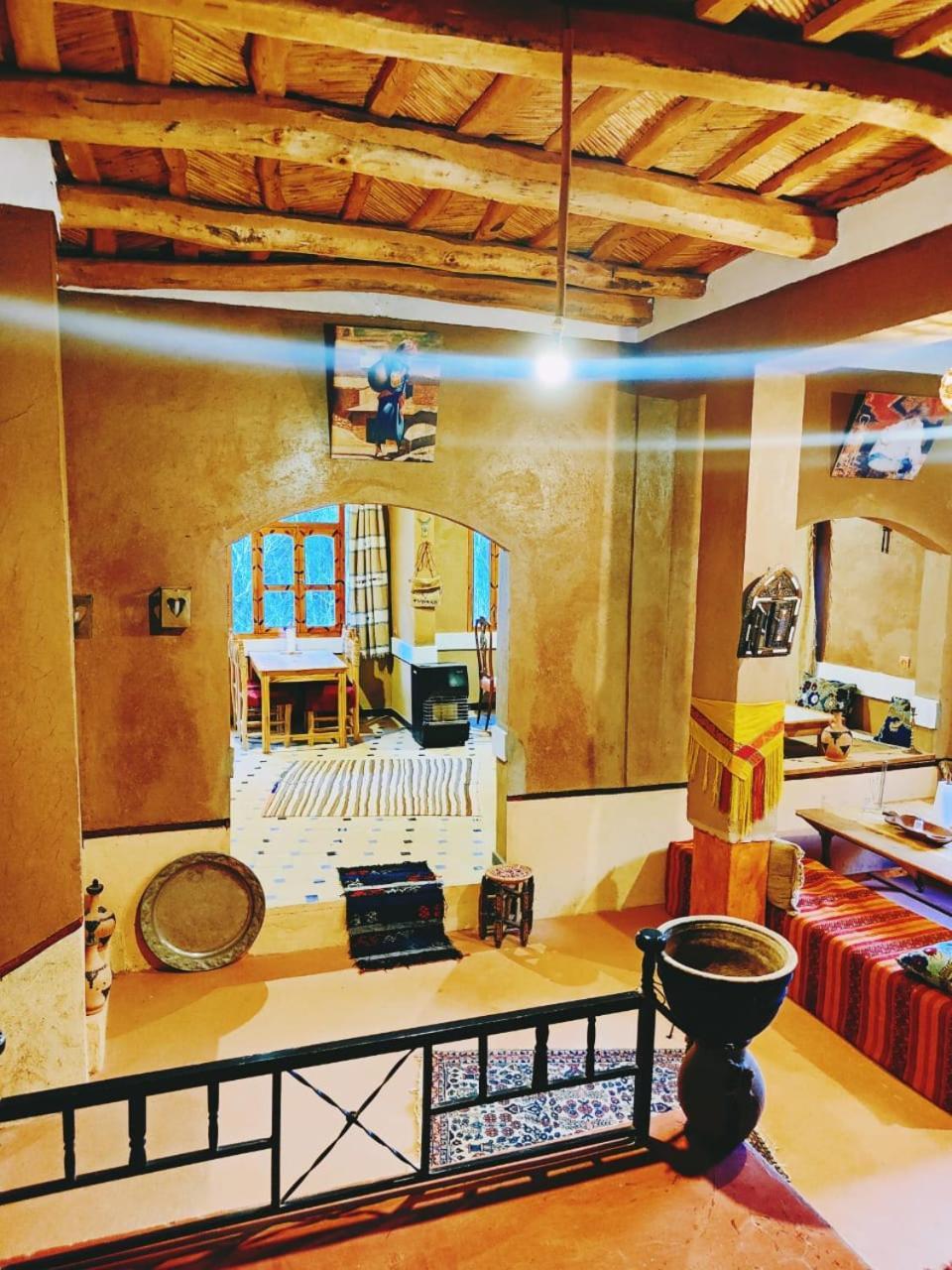 Riad Pizzeria Marhaba Akhendachou n'Ait Ouffi Εξωτερικό φωτογραφία